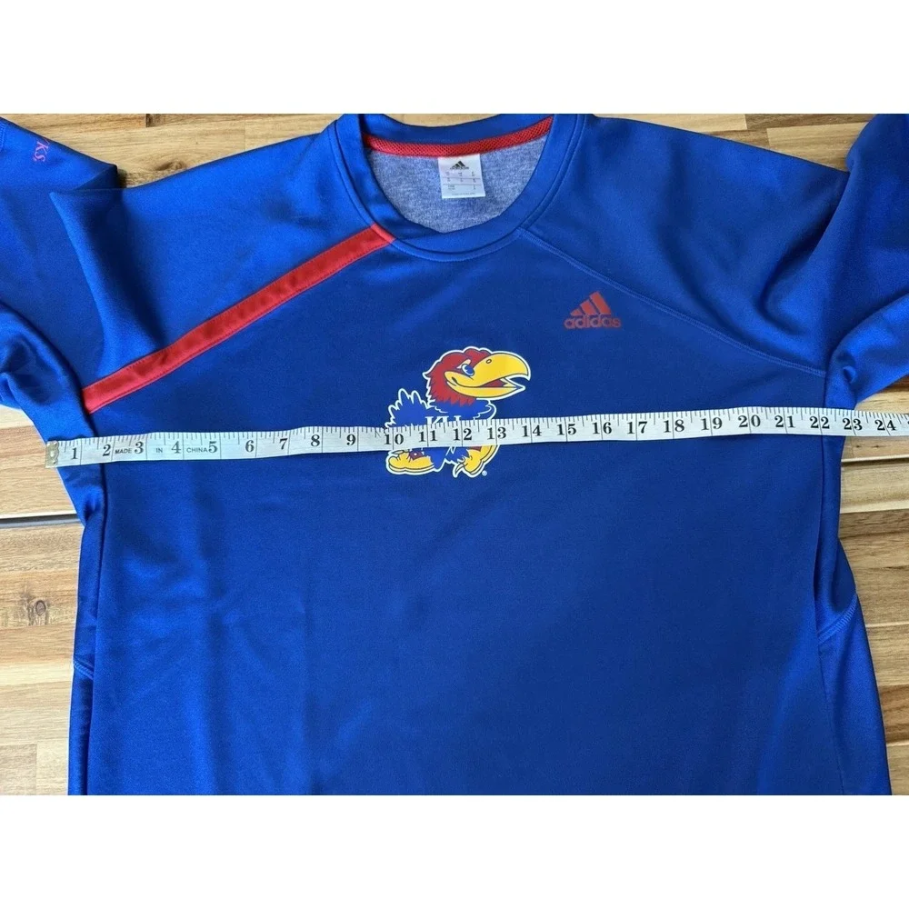 Adidas NCAA Official Kansas Jayhawks Team On Court Short Sleeve T-Shirt Men Sz M